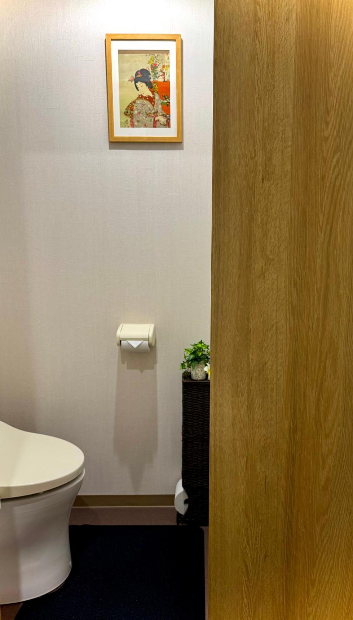 Modern And Traditional Fusion Villa In Umeda 3-Min Walk To Subway Ideal For Families And Groups أوساكا المظهر الخارجي الصورة